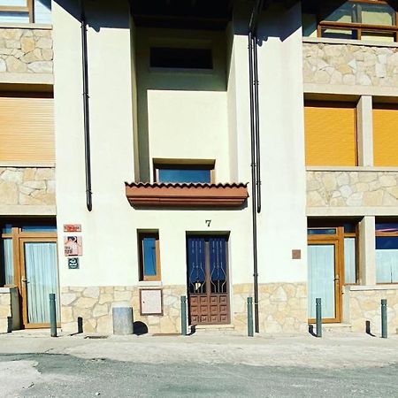 El Plantio I Y II - Apartamentos Turisticos Hoyos del Espino Eksteriør bilde
