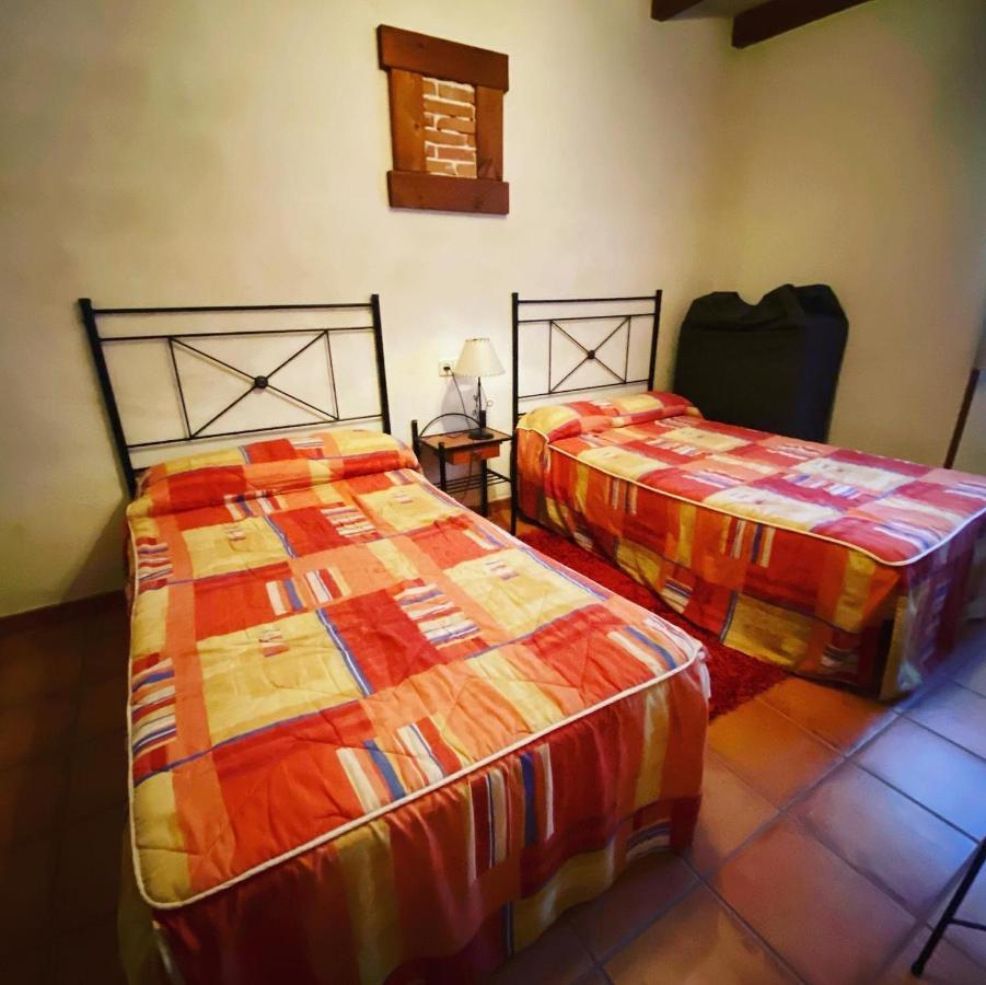 El Plantio I Y II - Apartamentos Turisticos Hoyos del Espino Eksteriør bilde